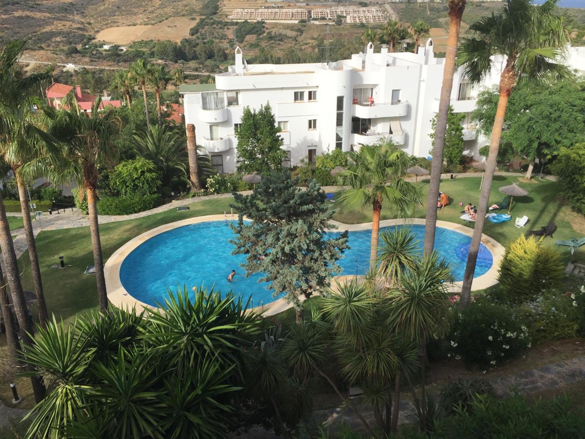 Apartamento Del Sol Estepona Ngoại thất bức ảnh